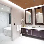 Bayir Diamond & Convention Center Hotel