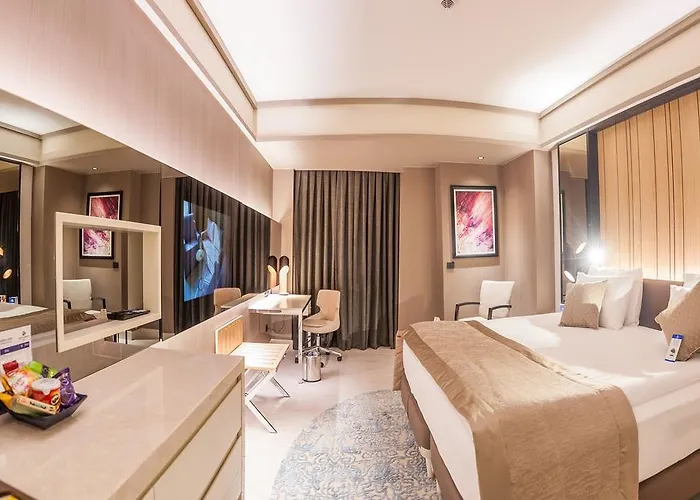 Bayir Diamond & Convention Center 5*